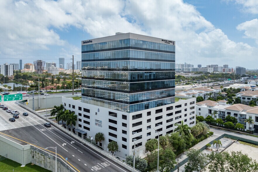 More Photos Of 20200 W dixie Hwy, Aventura Medical For Lease