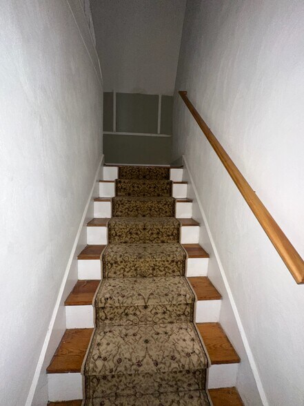 More Photos Of 2319 Avenham Ave SW, Roanoke Apartments For Sale