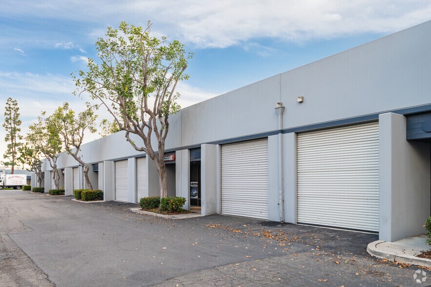 More Photos Of 12781 Western Ave, Garden Grove Unknown For Lease