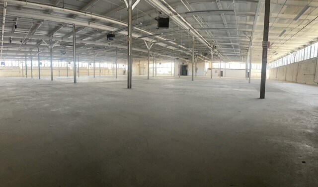 More Photos Of 75 Austin Blvd, Commack Warehouse For Lease