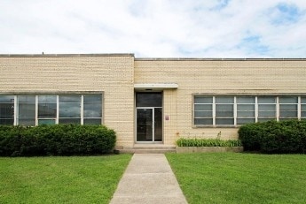 More Photos Of 3100 Randolph St, Bellwood Manufacturing For Lease