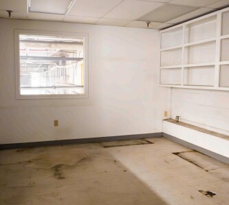 More Photos Of 291 W Wolfe St, Harrisonburg Warehouse For Lease