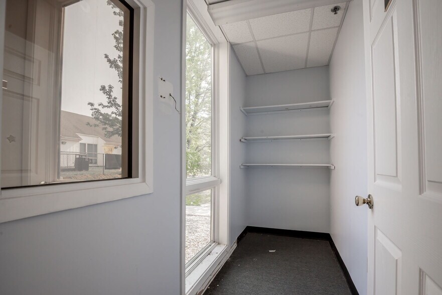 More Photos Of 908 Churchmans Road Ext, New Castle Office For Lease