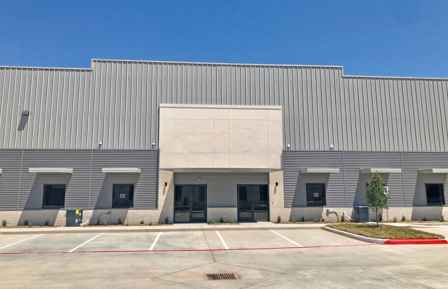 202 Industrial Blvd, Sugar Land, TX 77478 Warehouse For Sale