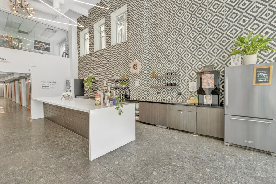 More Photos Of 112 N Central Ave, Phoenix Coworking Space