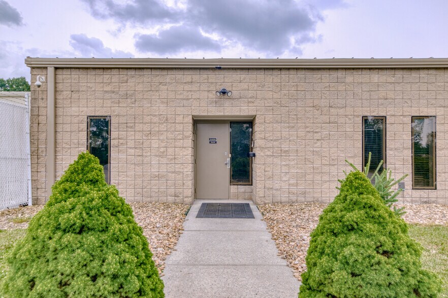 More Photos Of 5190 Dominion Dr, Dublin Warehouse For Sale