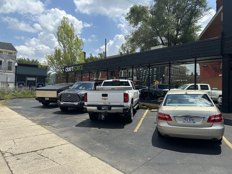 More Photos Of 1001 Madison Ave, Covington Office For Lease