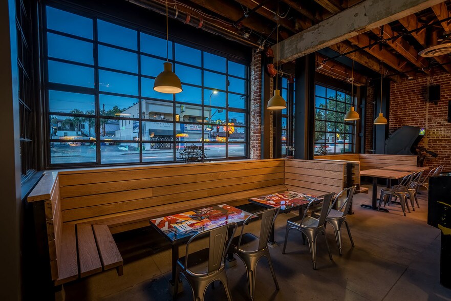 More Photos Of 5684 York Blvd, Los Angeles Restaurant For Sale