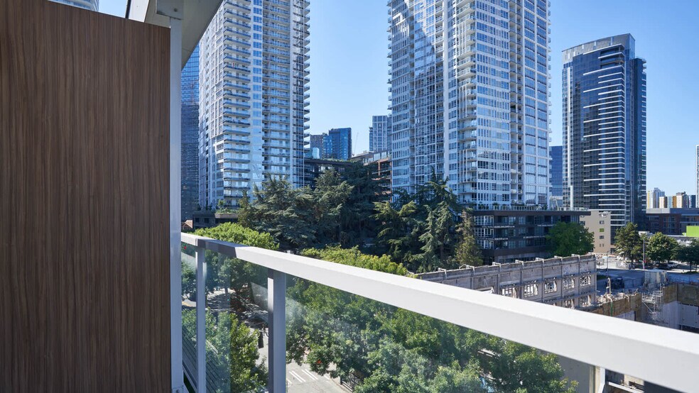 More Photos Of 221 Minor Ave N, Seattle Apartments For Lease