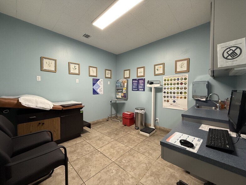 More Photos Of 81709 Doctor Carreon Blvd, Indio Medical For Lease