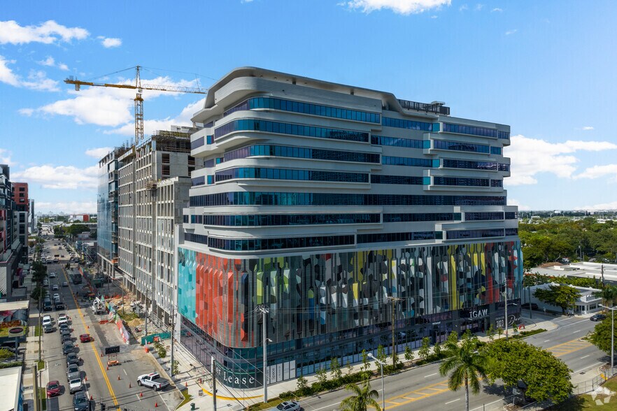 More Photos Of 2916 N Miami Ave, Miami Office For Lease
