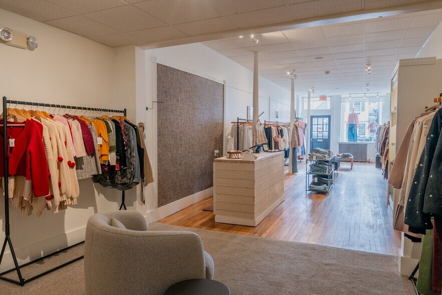 More Photos Of 355-359 Main St, Yarmouth Storefront Retail Office For Lease