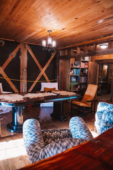 More Photos Of 21405 Parks Mill Rd, Abingdon Lodge Meeting Hall For Sale