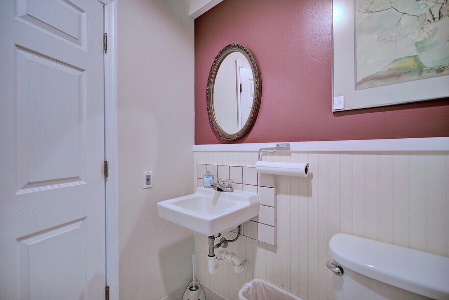 More Photos Of 2815 State Road 17 S, Avon Park Light Distribution For Sale