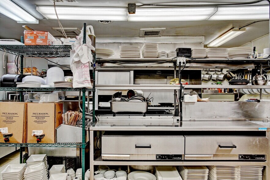 More Photos Of 2633 Holden Beach Rd SW, Holden Beach Restaurant For Sale