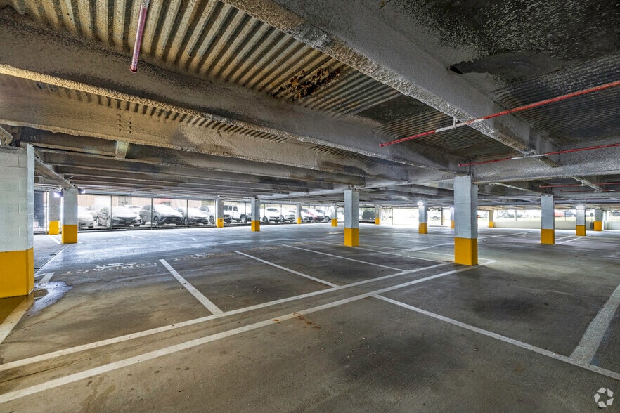 More Photos Of 475 Market St, Elmwood Park Office For Lease