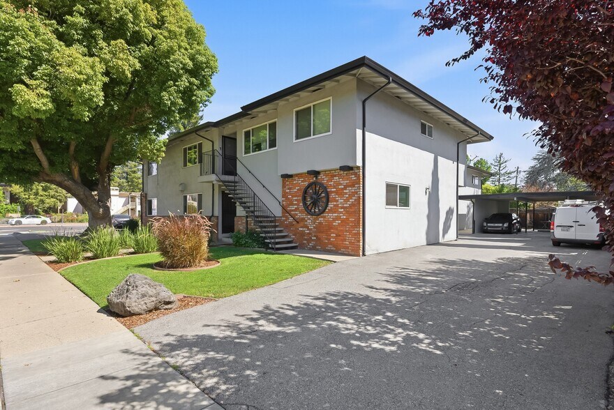 More Photos Of 1255 Woodside Rd, Redwood City Apartments For Sale
