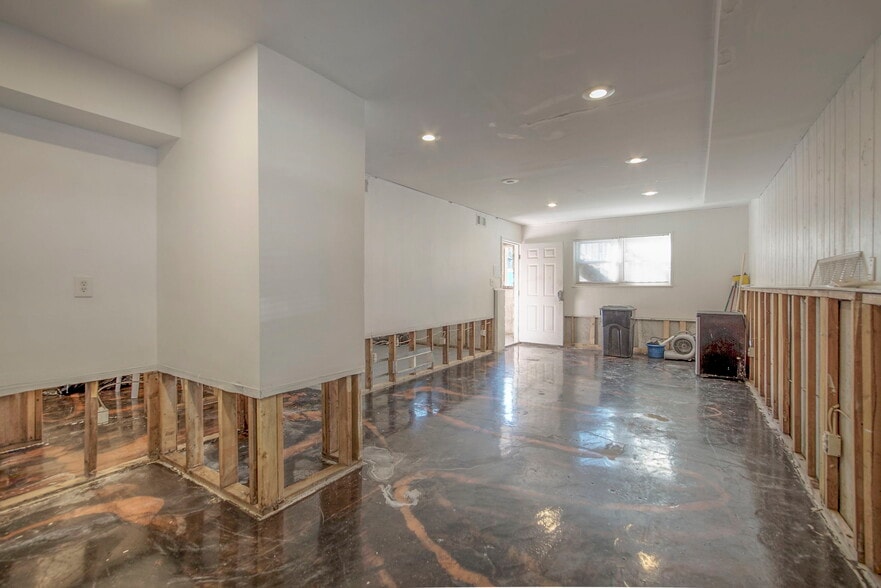 More Photos Of 9201 E 54th St, Raytown Apartments For Sale