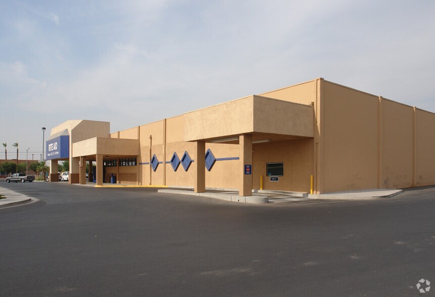 More Photos Of 1501 W Main St, El Centro Drugstore For Lease