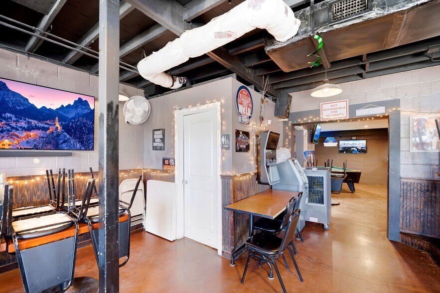 More Photos Of 4219 Culebra Rd, San Antonio Flex For Sale