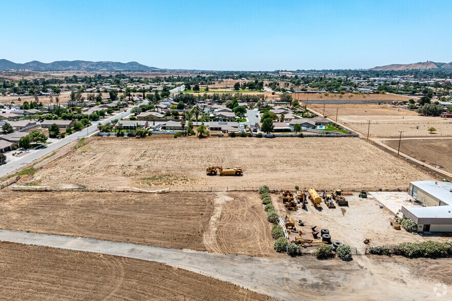More Photos Of Charles St & E. Westward Ave, Banning Land For Sale