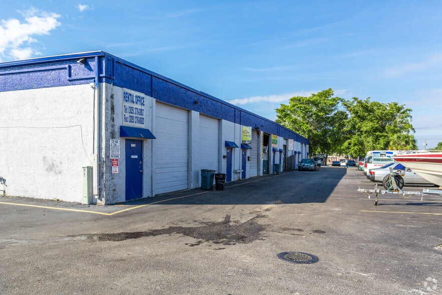 More Photos Of 10700 SW 190th St, Miami Warehouse For Lease