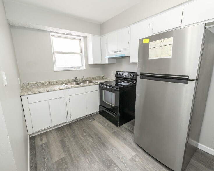 More Photos Of 1626 Linnbrook Dr, Dayton Apartments For Sale