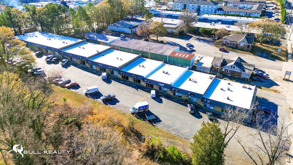 More Photos Of 5891 New Peachtree Rd, Doraville Warehouse For Lease