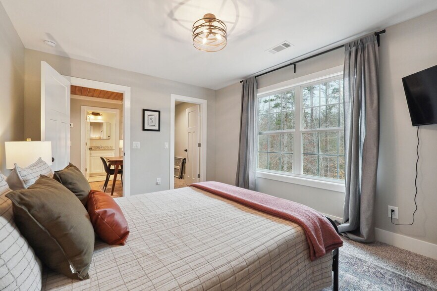 More Photos Of 1300 Preacher Campbell Rd, Clarkesville Multifamily For Sale