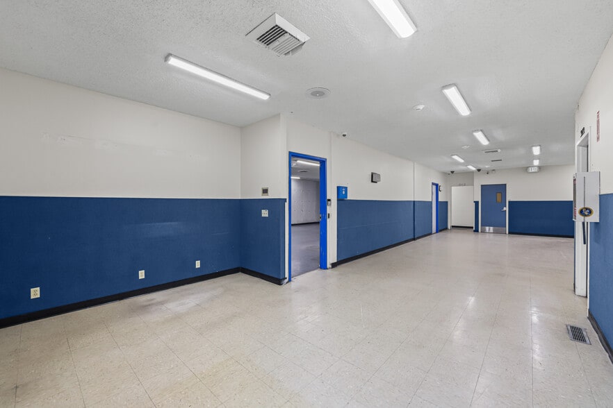 More Photos Of 300 Pendleton Way, Oakland Office For Sale