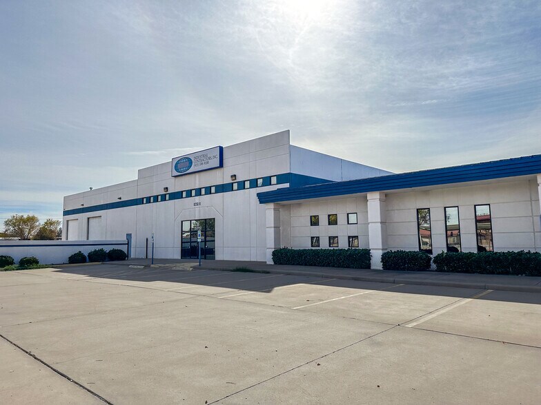 Primary Photo Of 8250 North Loop Dr, El Paso Warehouse For Lease