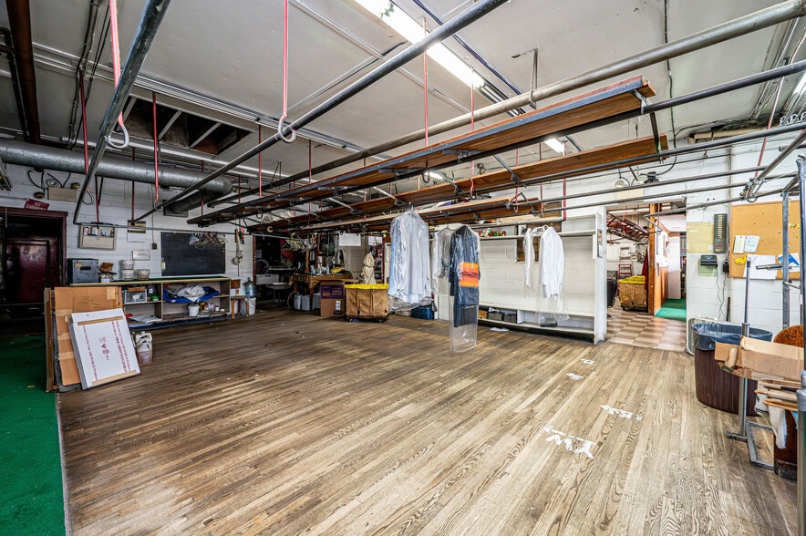 More Photos Of 508 New Alexandria Rd, Greensburg General Retail For Sale