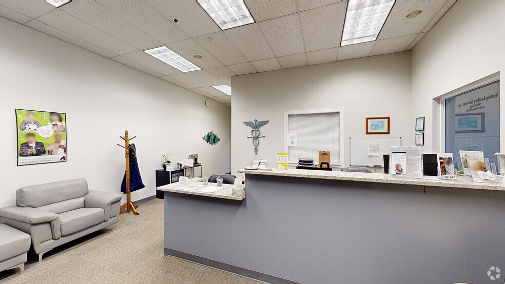 More Photos Of 550 E Thornton Pky, Thornton Unknown For Lease