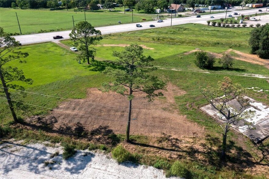 More Photos Of 6822 N Highway 146, Baytown Land For Sale