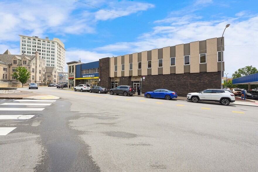 More Photos Of 5938-5948 Baum Blvd, Pittsburgh Medical For Lease