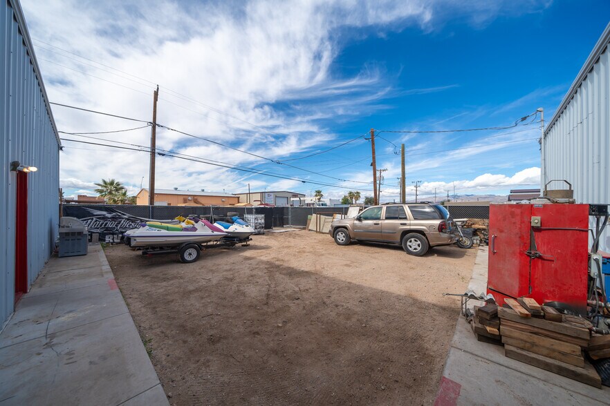More Photos Of 1020 S California Ave, Parker Industrial For Sale