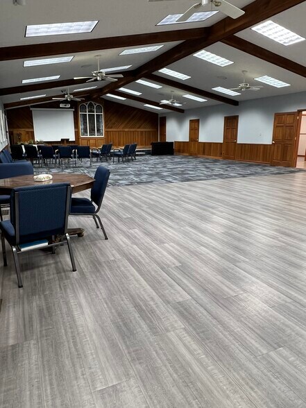 More Photos Of 5150 Moller Rd, Indianapolis Specialty For Sale