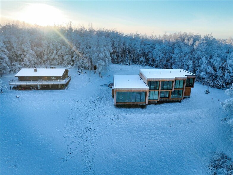 More Photos Of 1110 John Kalinas Rd, Fairbanks Hotel For Sale