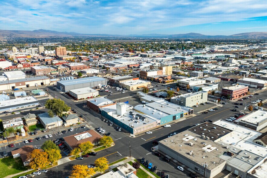 More Photos Of 31 N 4th Ave, Yakima Unknown For Sale