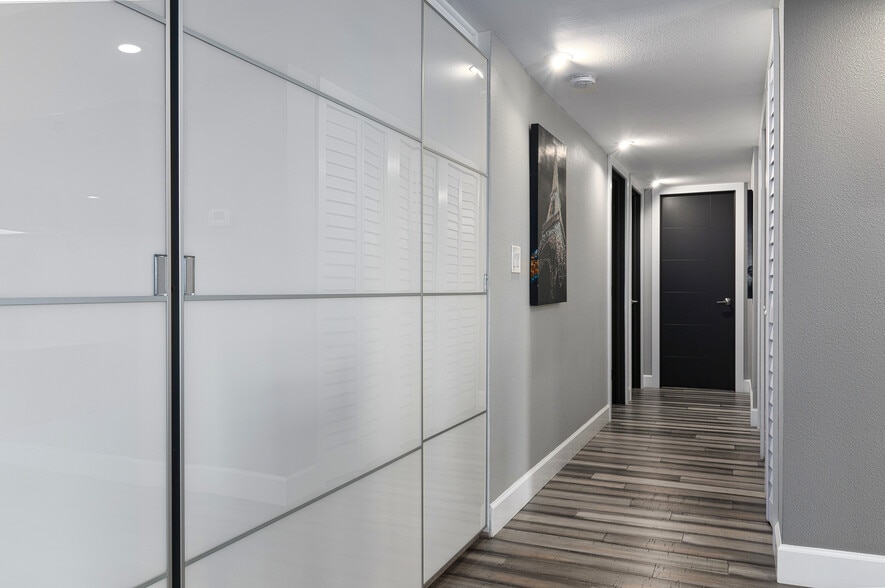 More Photos Of 125 110th Ave, Treasure Island Apartments For Sale