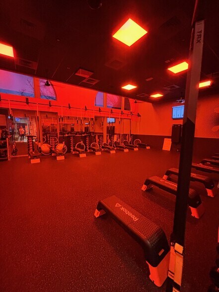 More Photos Of 250 E Harmony Rd, Fort Collins General Retail For Sale