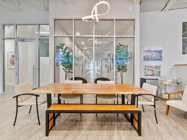More Photos Of 2404 Hollywood Blvd, Hollywood Loft Creative Space For Sale