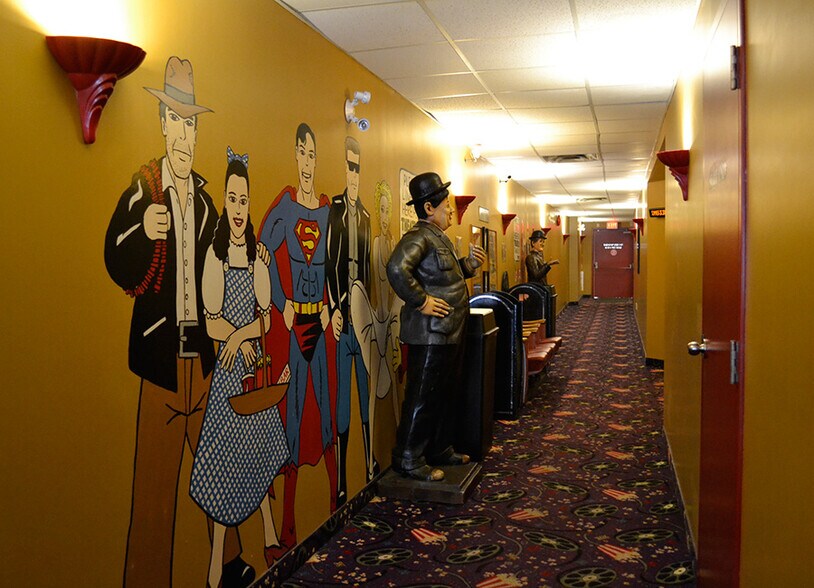 More Photos Of 46 Brock St W, Uxbridge Theater Concert Hall For Sale