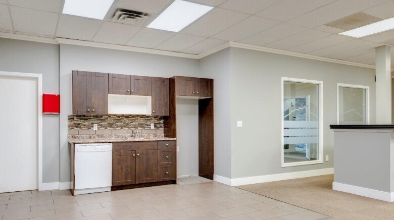 More Photos Of 7134 Vedder Rd, Chilliwack Office For Lease