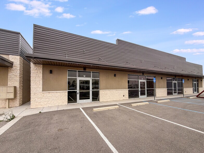 Primary Photo Of 1016 Main st, Lovington Storefront For Sale