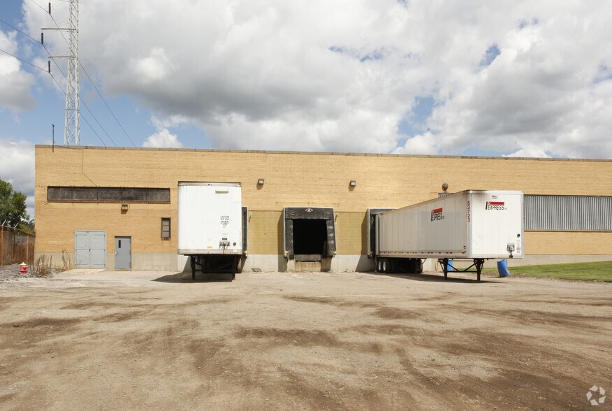 More Photos Of 8211 Decatur St, Detroit Warehouse For Lease