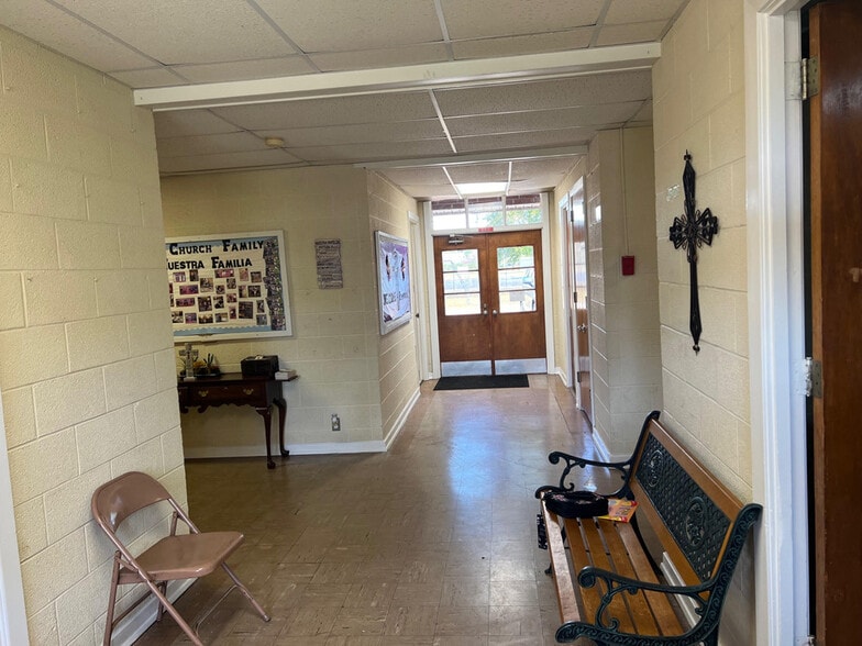 More Photos Of 2101 Carey Rd, Kinston Religious Facility For Sale