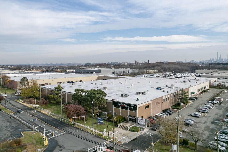 Primary Photo Of 40 Enterprise Ave N, Secaucus Warehouse For Lease