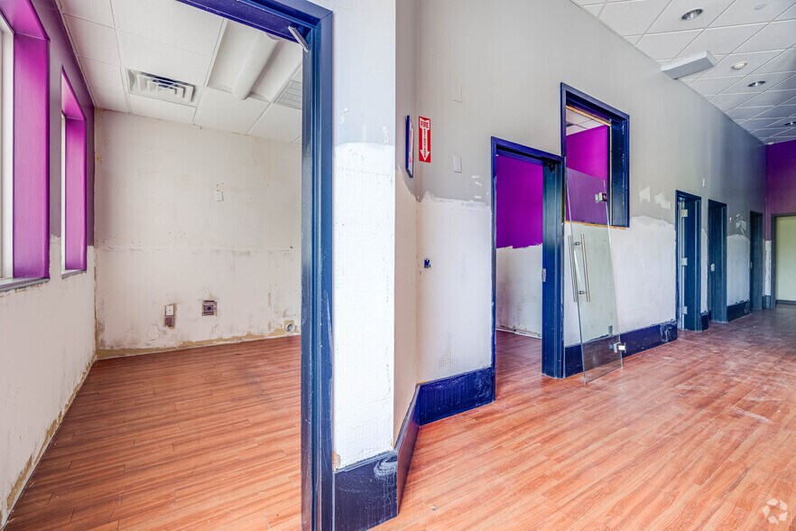 More Photos Of 22 US Highway 6, Port Jervis General Retail For Lease