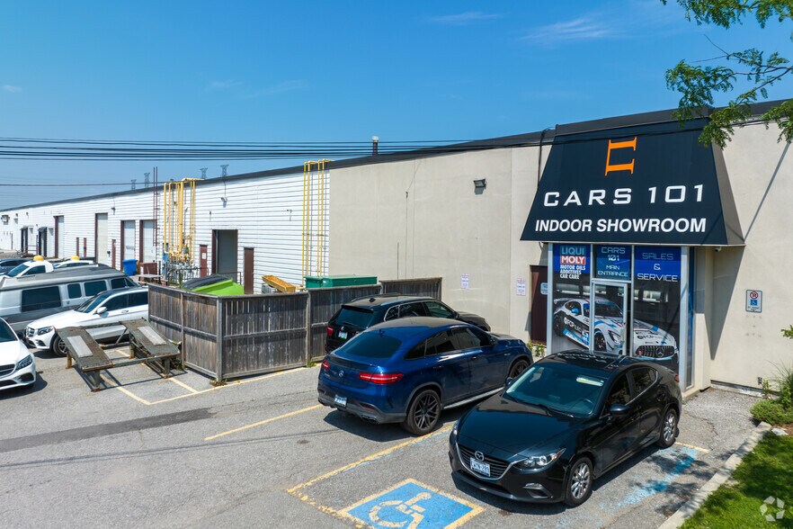 More Photos Of 940 Brock Rd, Pickering Warehouse For Lease